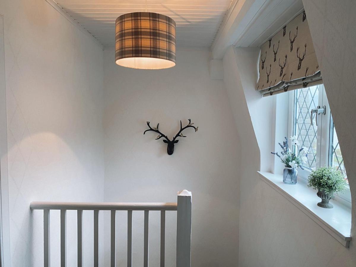 Macleen Cottage Аррочар Экстерьер фото